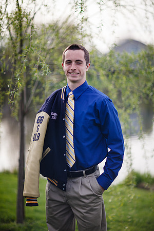 L Graduation Photos