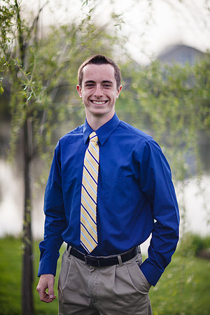 L Graduation Photos