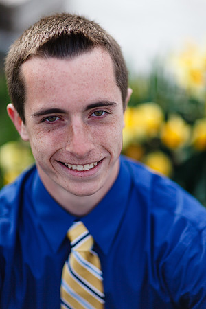 L Graduation Photos