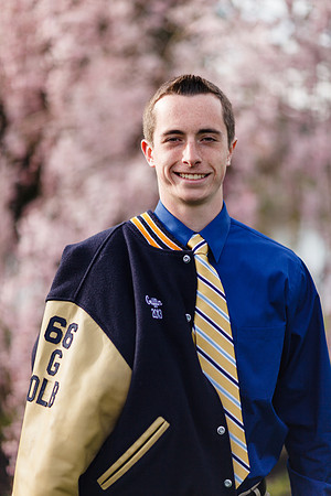L Graduation Photos
